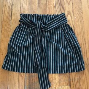 Mini tie up skirt